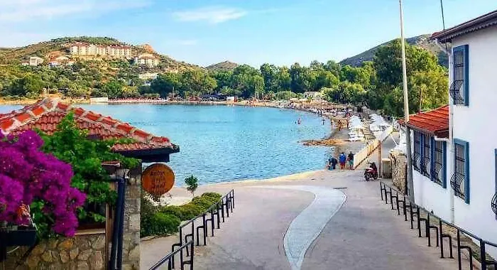 Rengin Nyaraló Datça